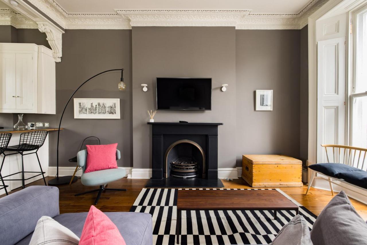 Stunning Notting Hill Apt, Beautiful Street Apartment *