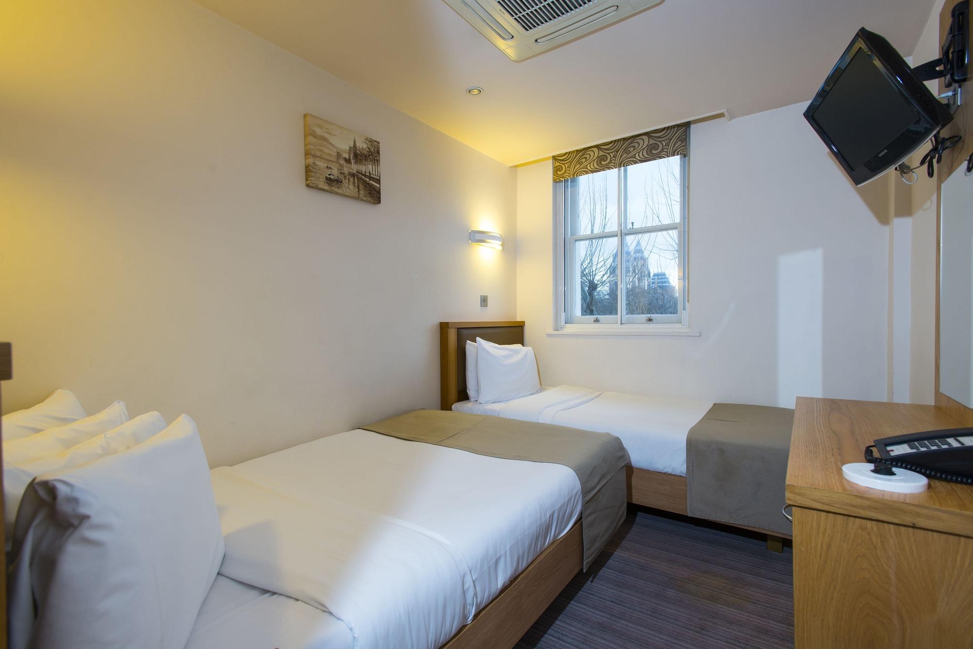 Eden Plaza Kensington Hotel