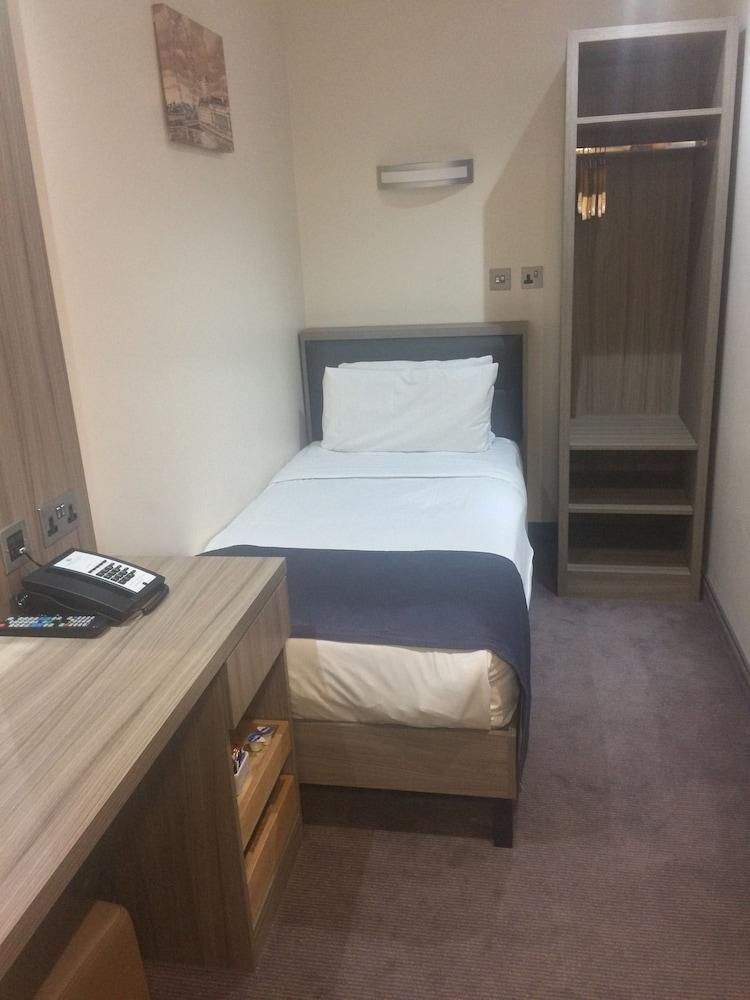 Eden Plaza Kensington London