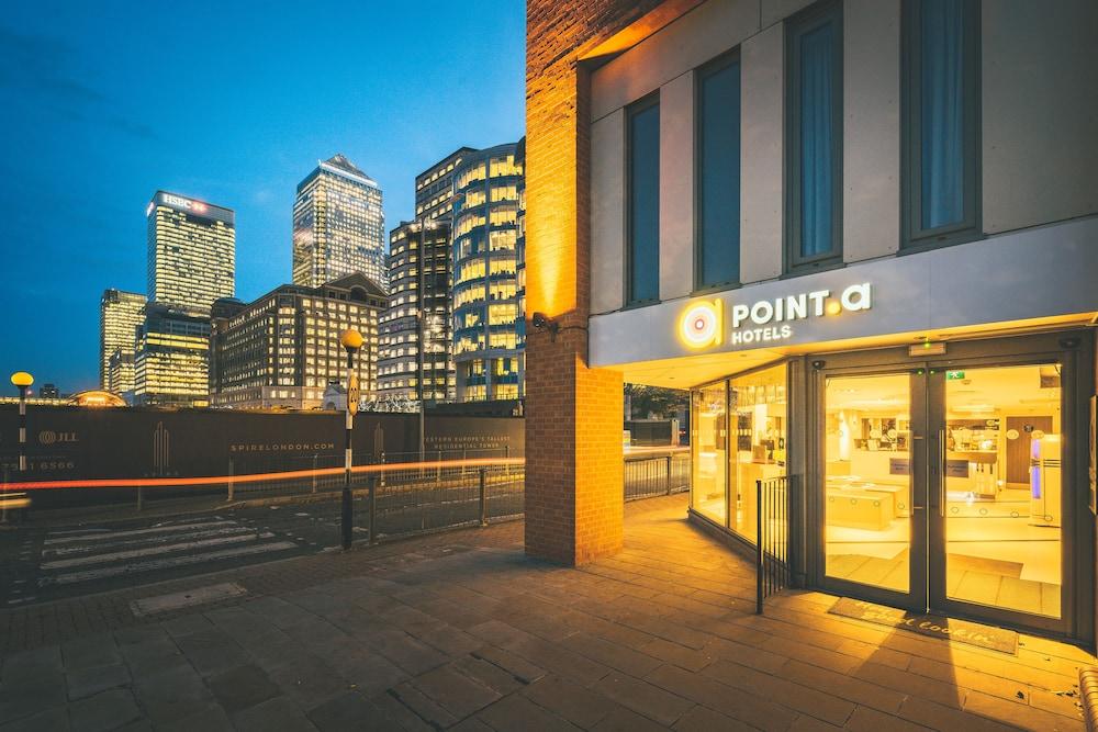 Hotel Point A Canary Wharf London