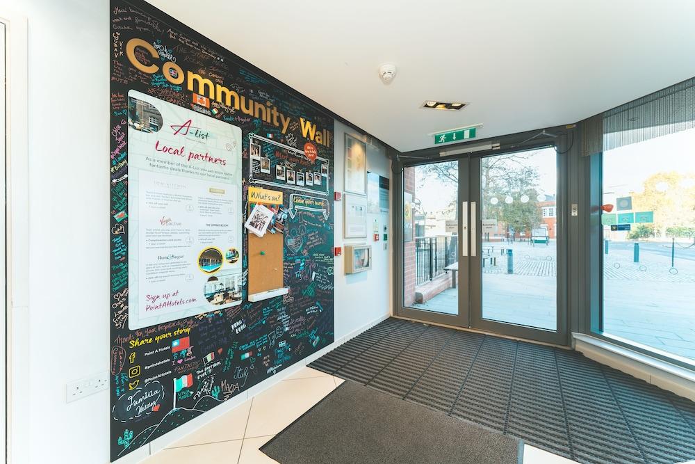 Point A Canary Wharf Hotel 3*