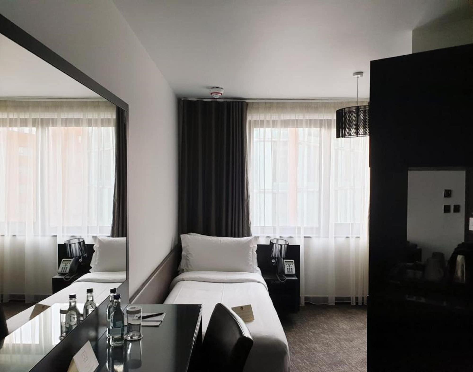 The Westbridge Stratford Hotel Londen