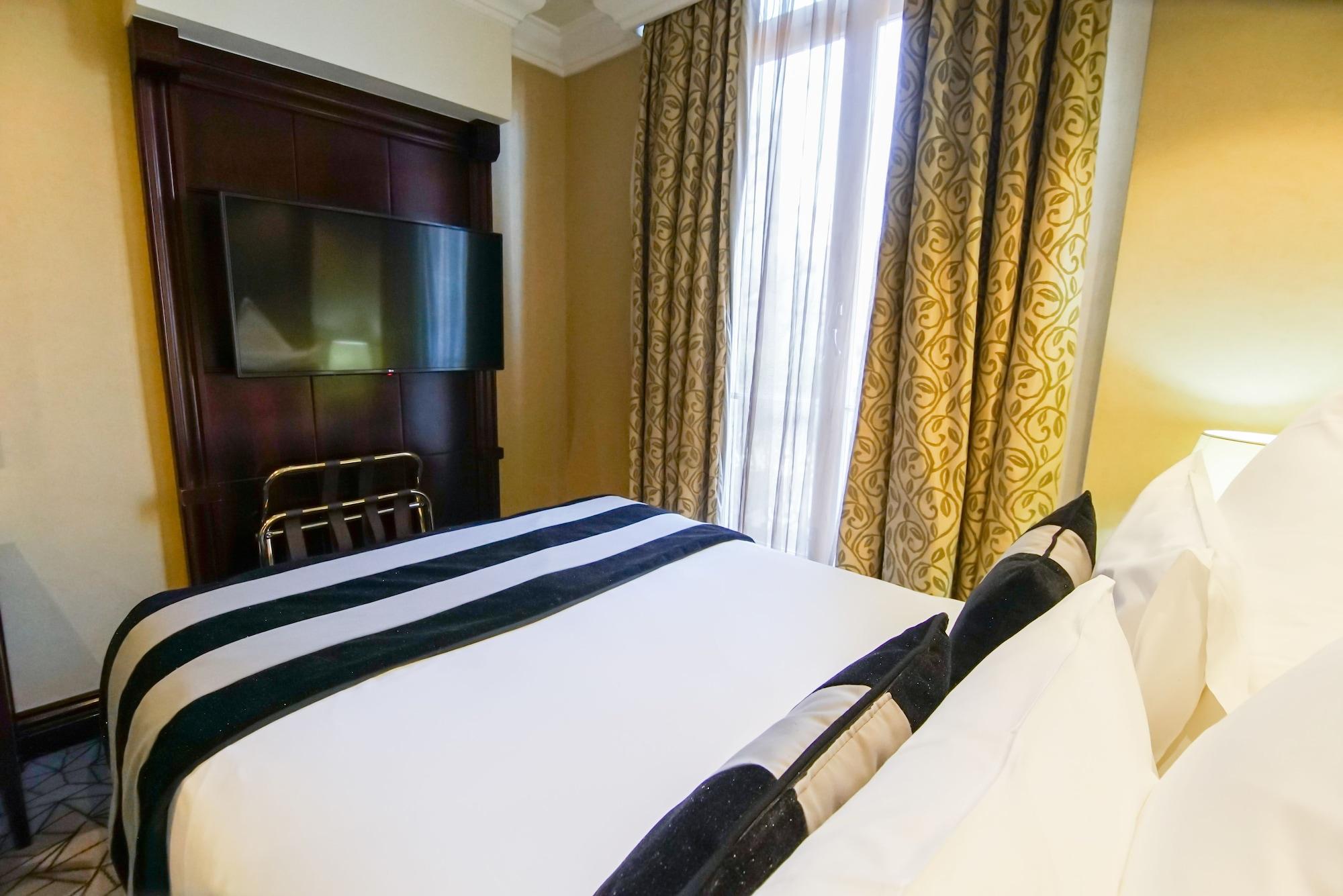 Hyde Park International 4*