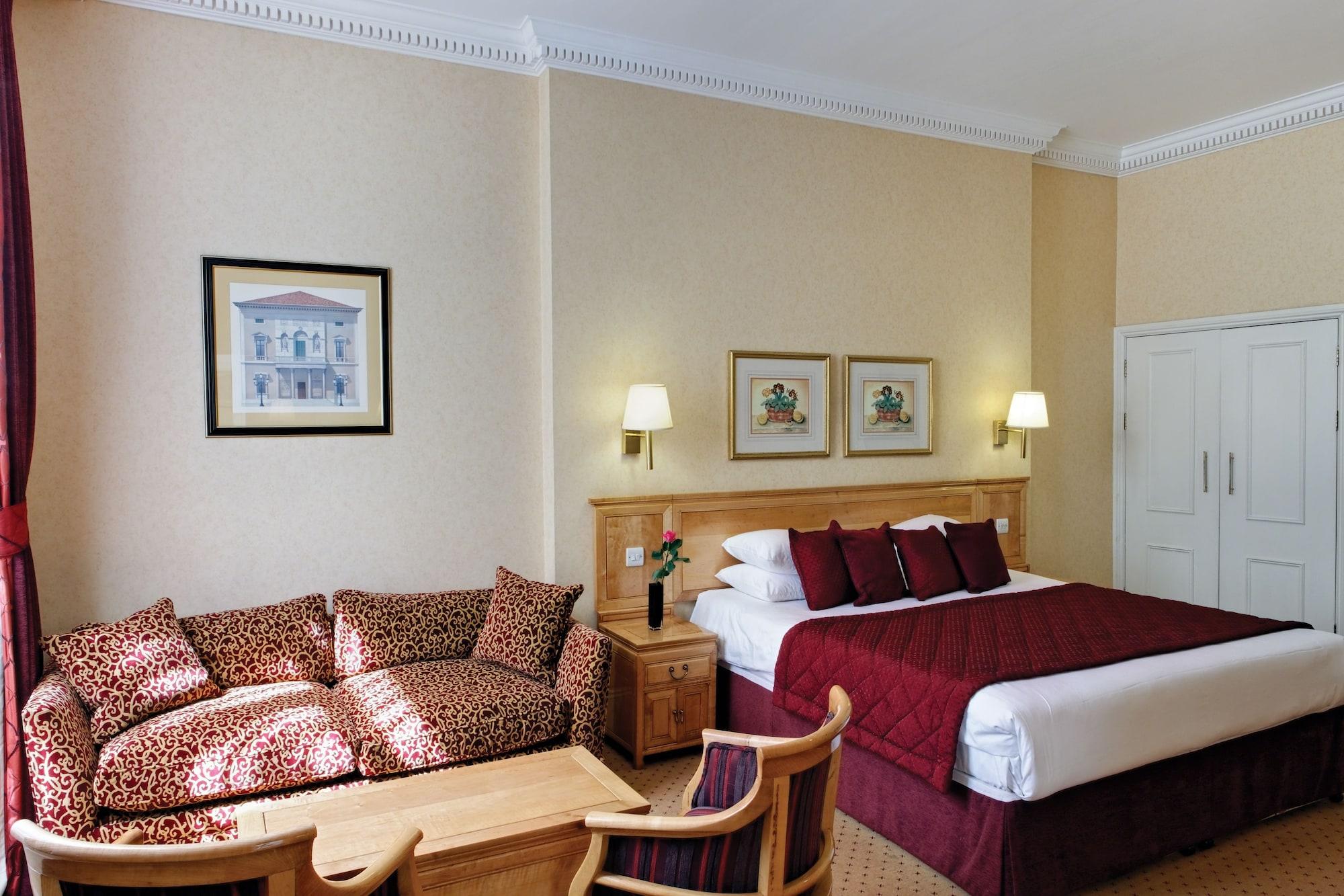 Grange Buckingham 4*
