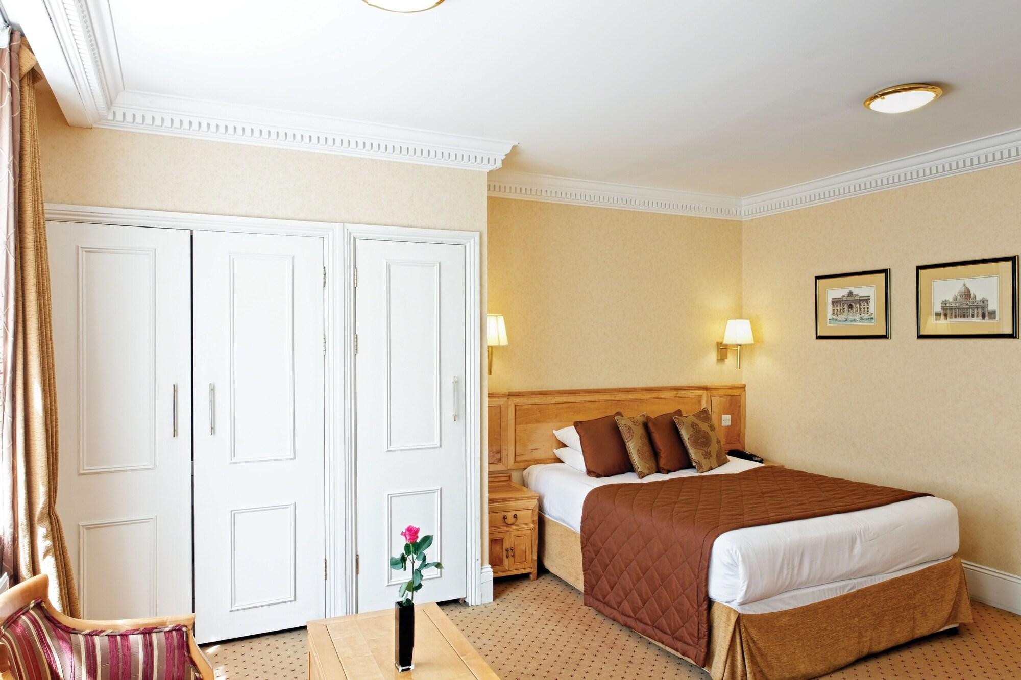 Grange Buckingham Hotel