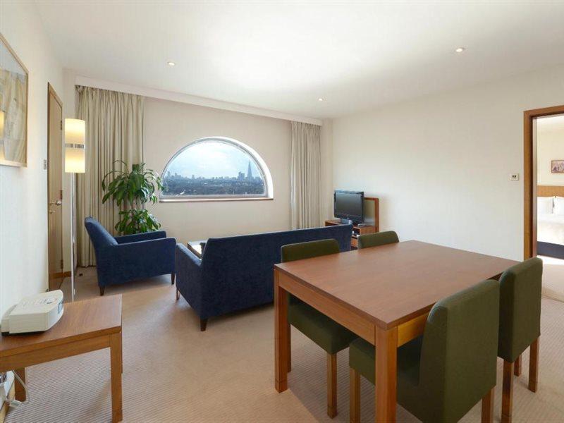 Canary Riverside Plaza Hotel London