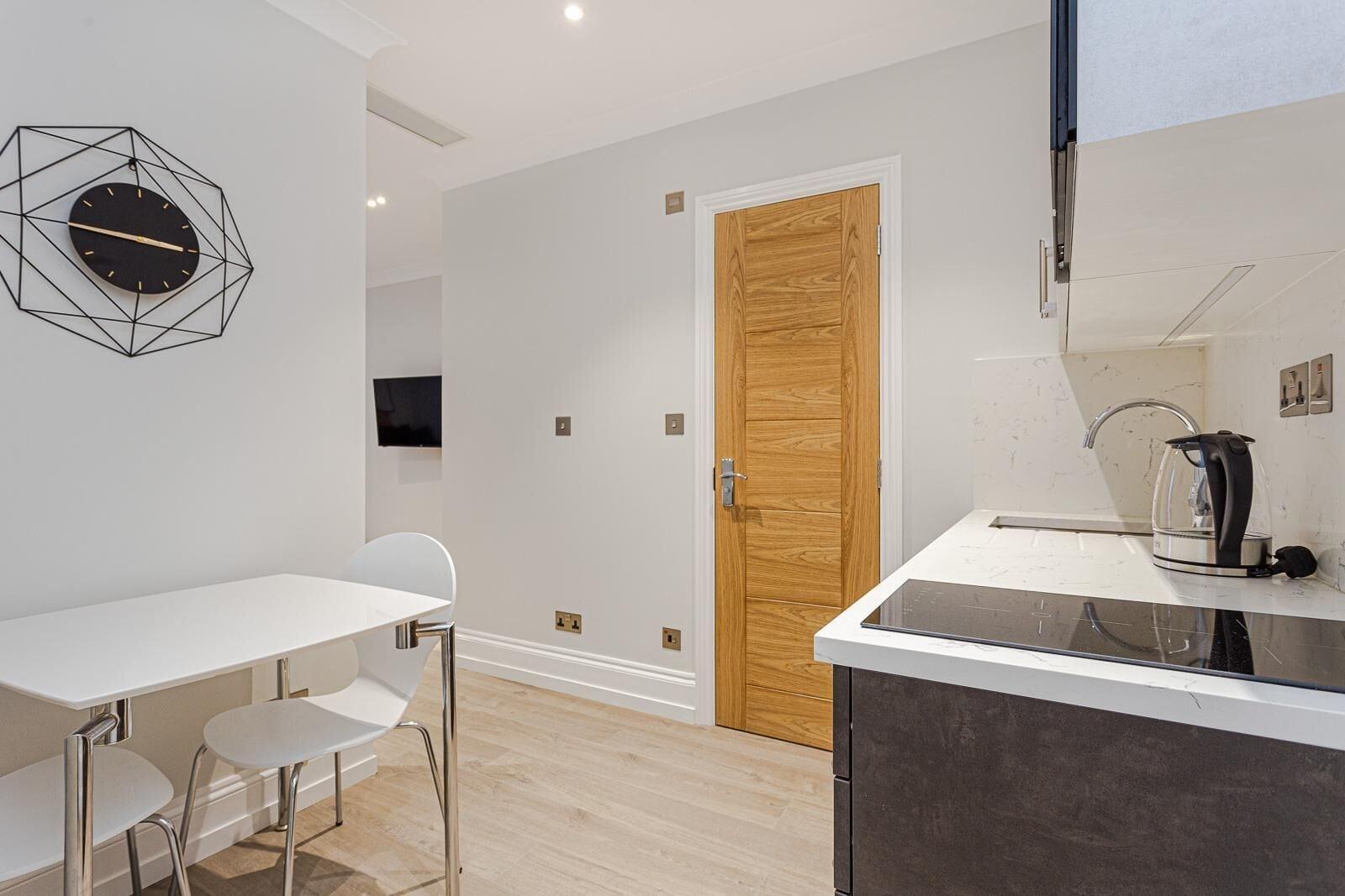 Courtfield Apartment