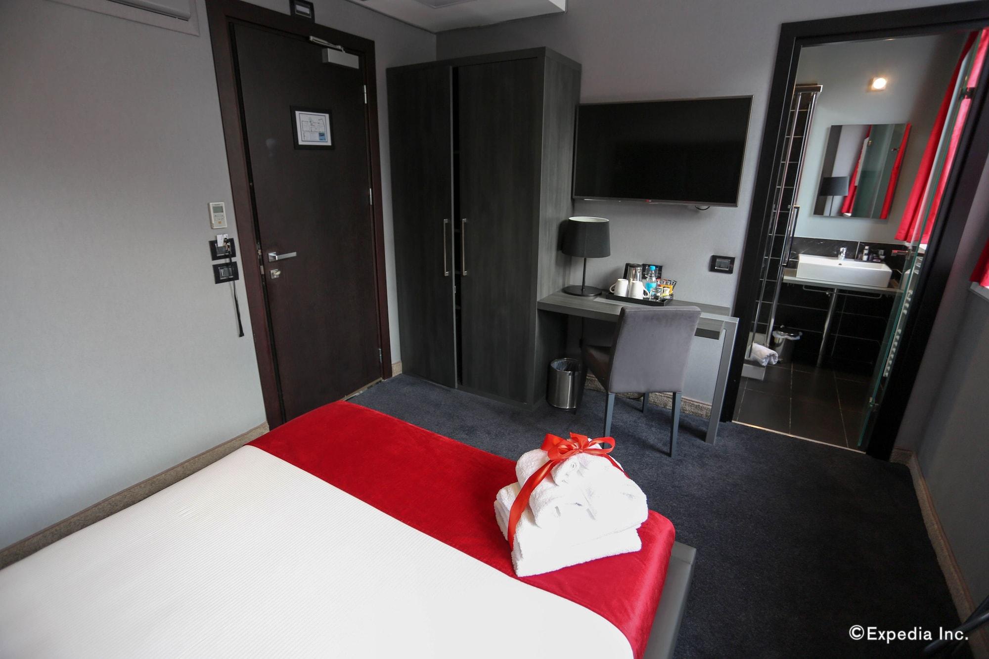 Hotel The Bryson 4*