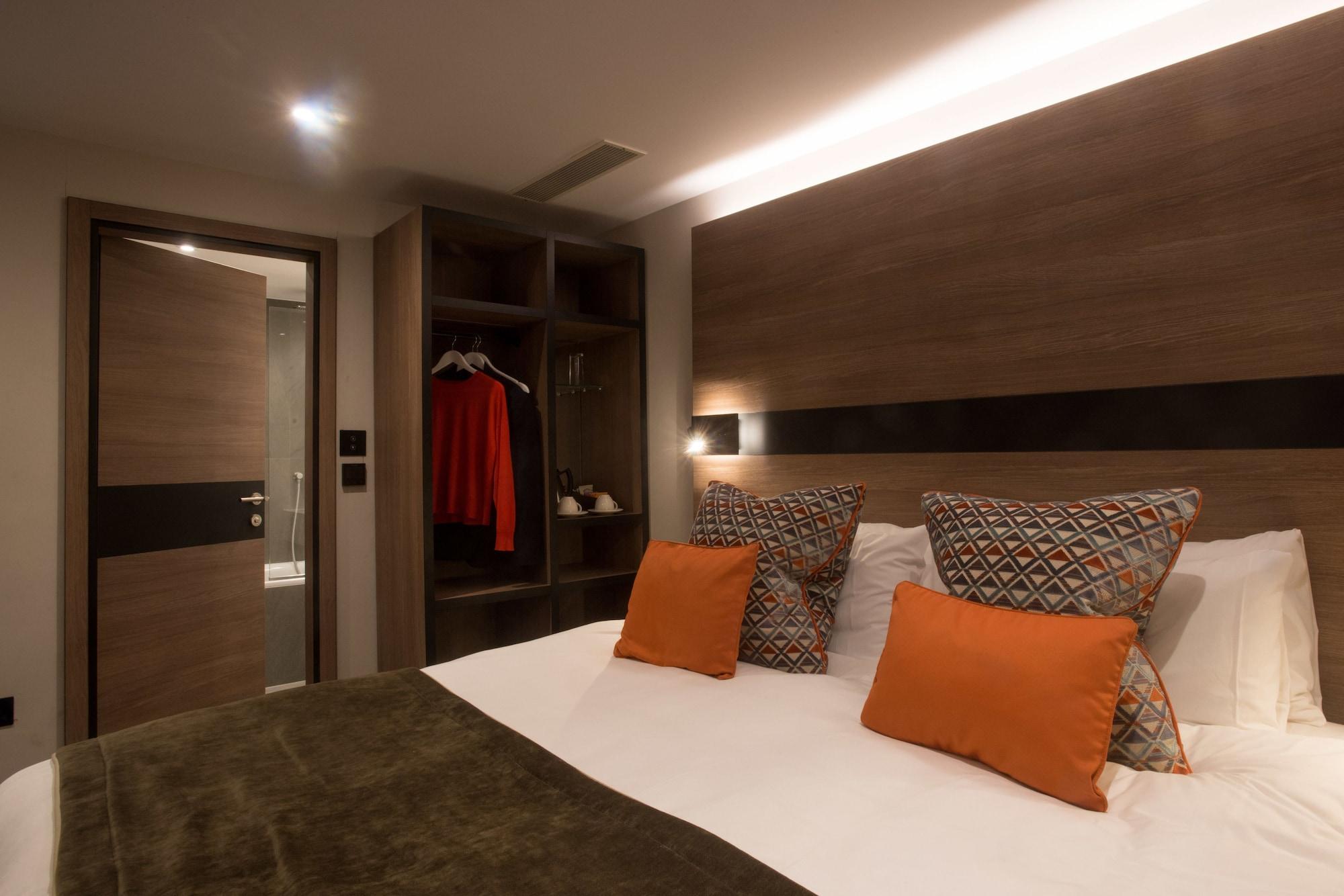 Hotel Merit Kensington