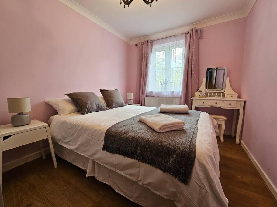 Lovely Flat Close To Shepherd's Bush *