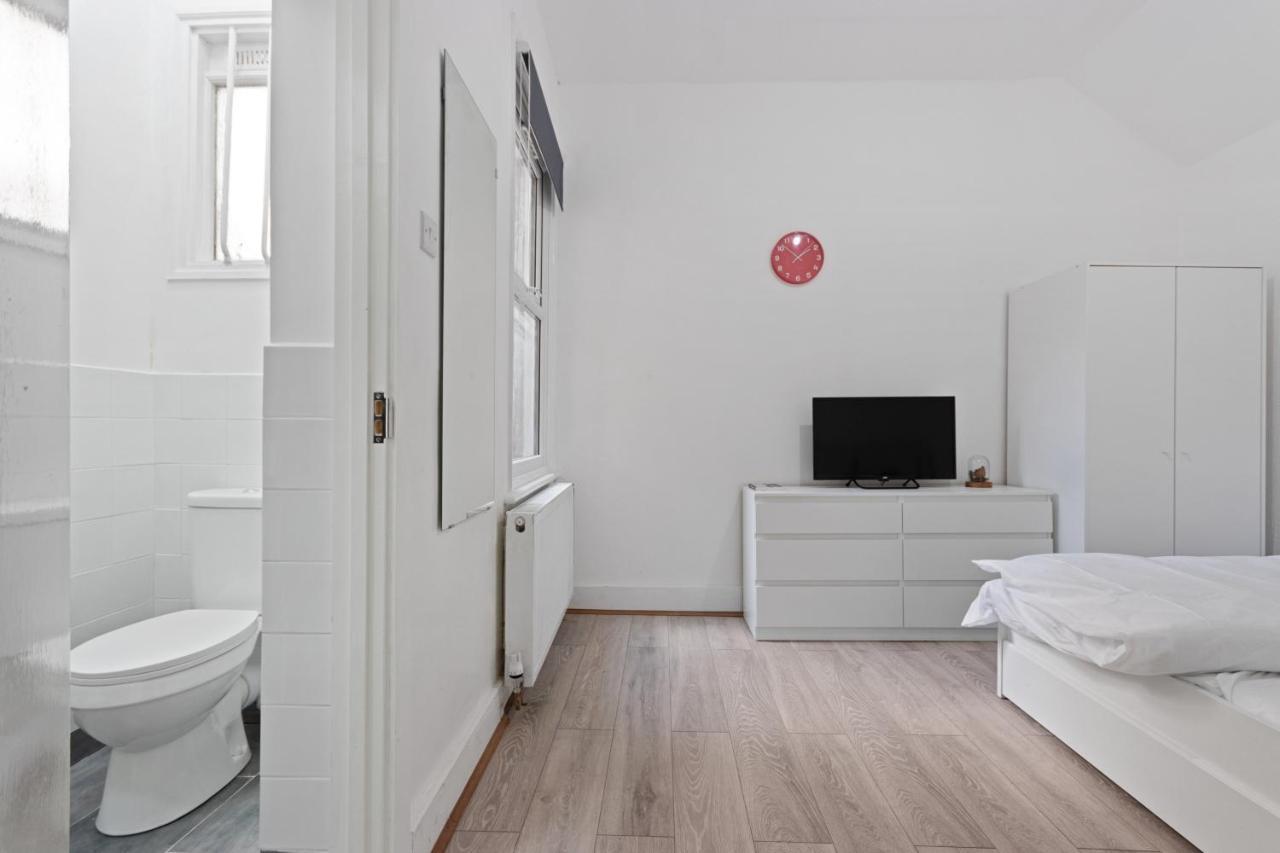 Fantastic 2bd Barking With Links To The City! Appartement *