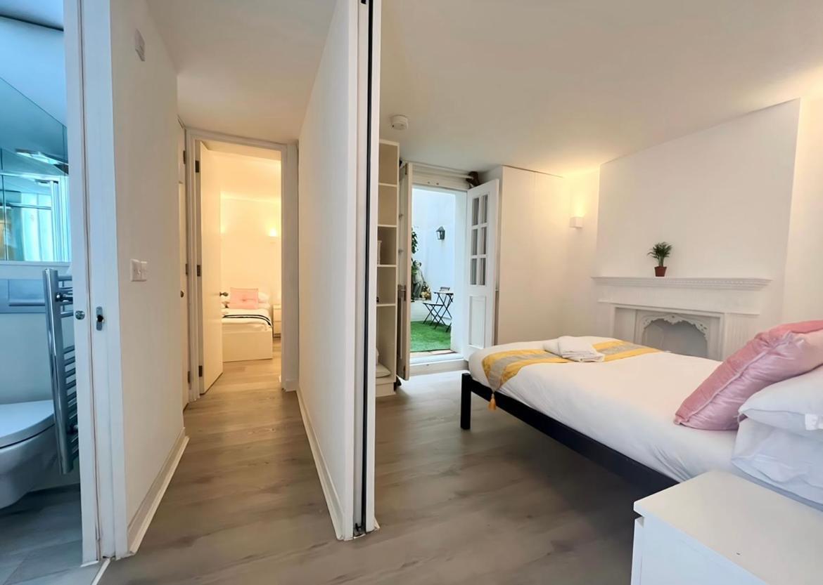Hyde Park Two Bed London