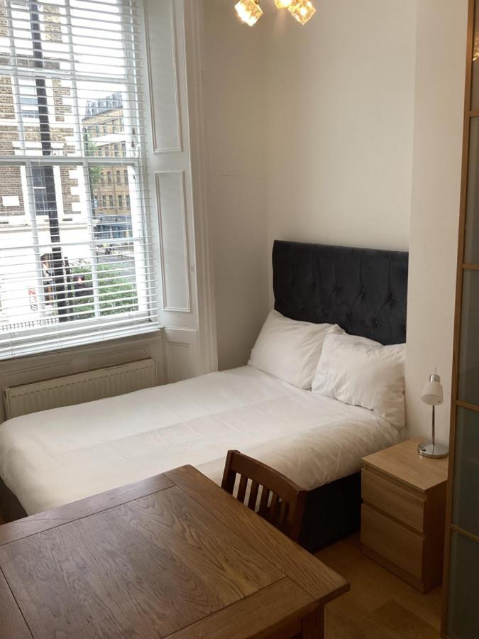Central London Rooms Homestay *