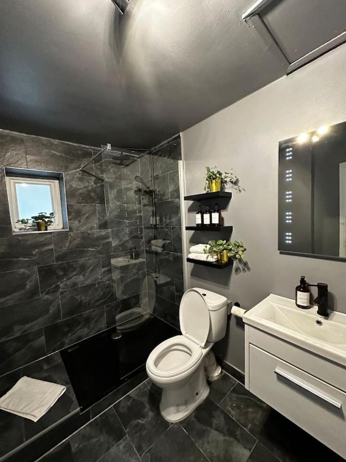 Apartment Spacious For 4 Flat Near Regents Park N2 London
