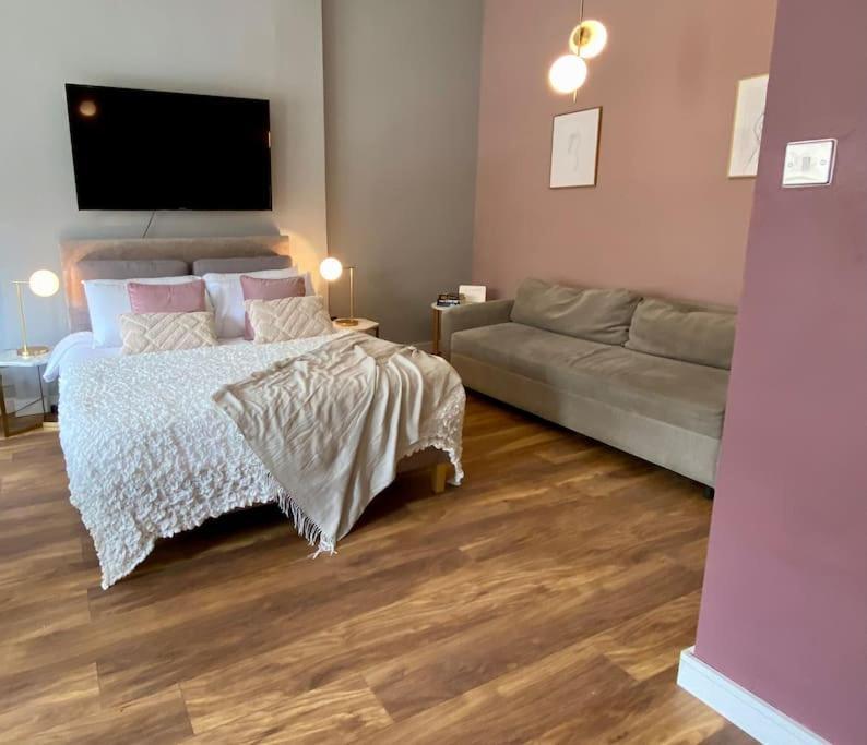 For 3 Near Regents Park N5 Apartment