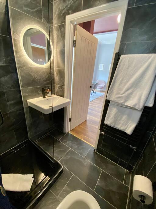 Apartment For 3 Near Regents Park N5
