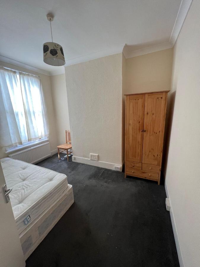 East 2 Bedroom London
