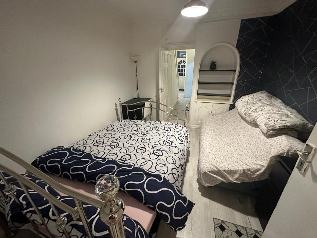 Appartement 4 Double Bed Family 15 Mins From Central Ldn *