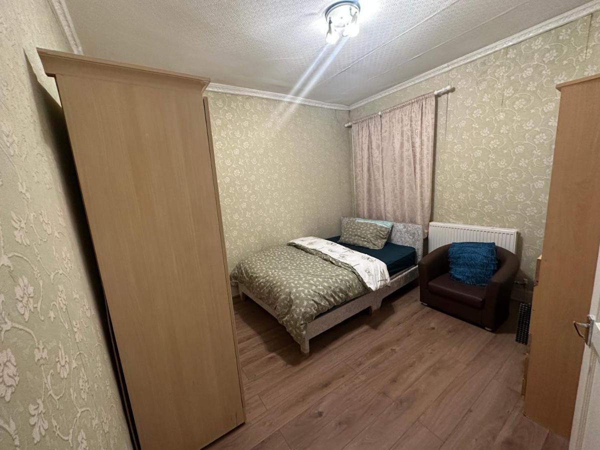 Appartement 4 Double Bed Family 15 Mins From Central Ldn *
