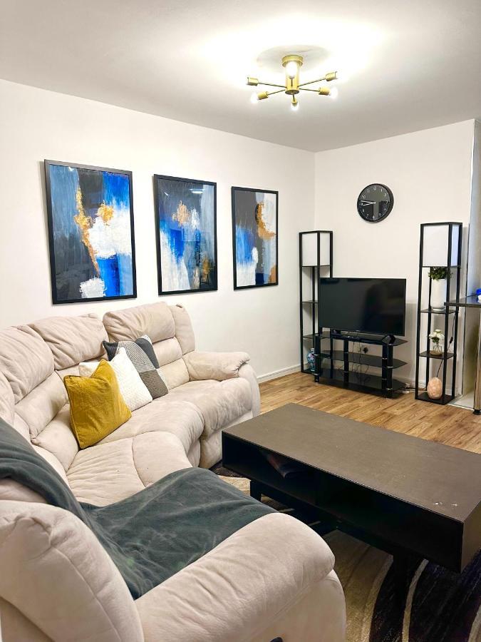 1 Br-kensington-24 7 Security-netflix Appartement *