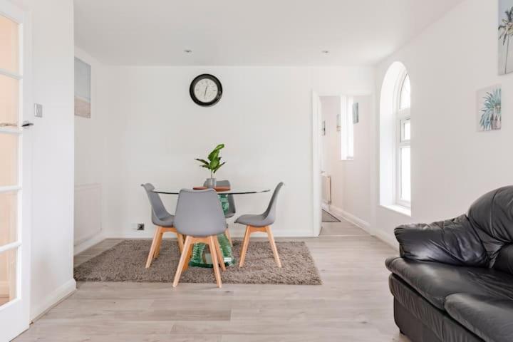 Appartement Lovely 3 Bedroom Flat In North