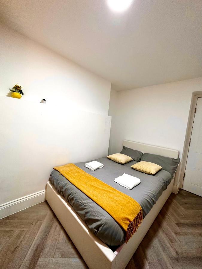 Vakantiehuis Charming 4 Bedrooms House With Garden In Heart Of Camden Londen