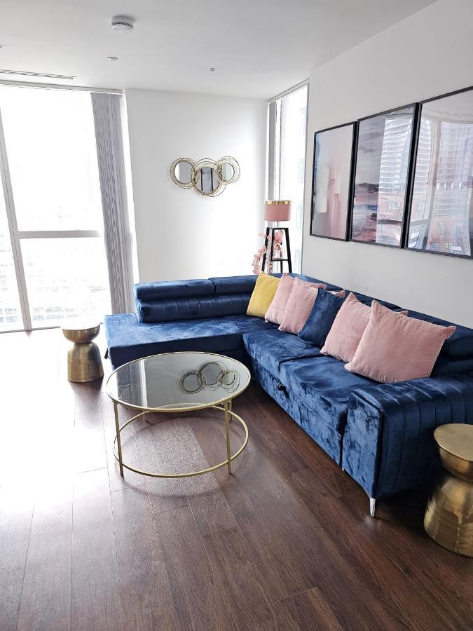 Appartement 2 Bed Luxurious Canary Wharf Londen