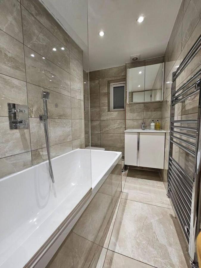 Cosy 1-bed In Alexandra Palace Apartment