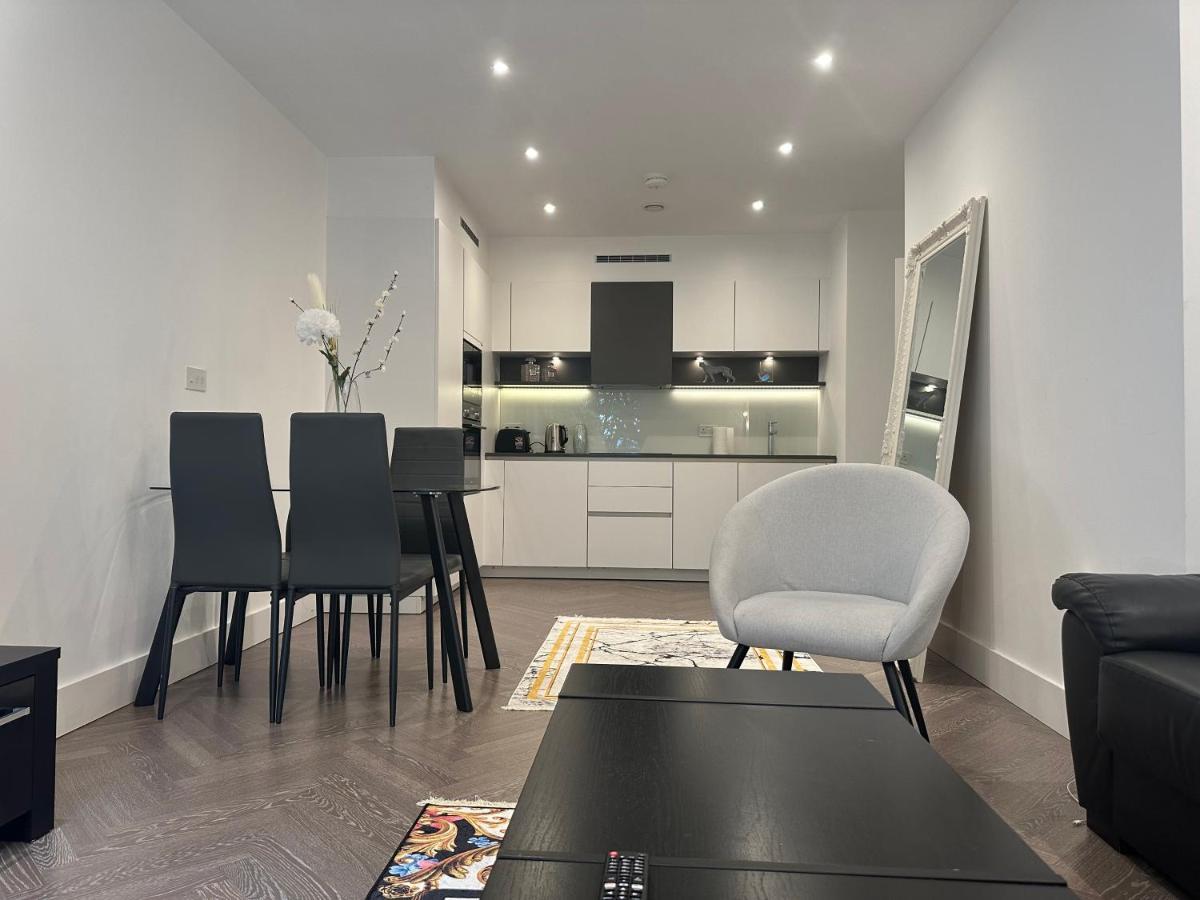 Modern 2 Bedroom Flat Near King's Cross. Appartement