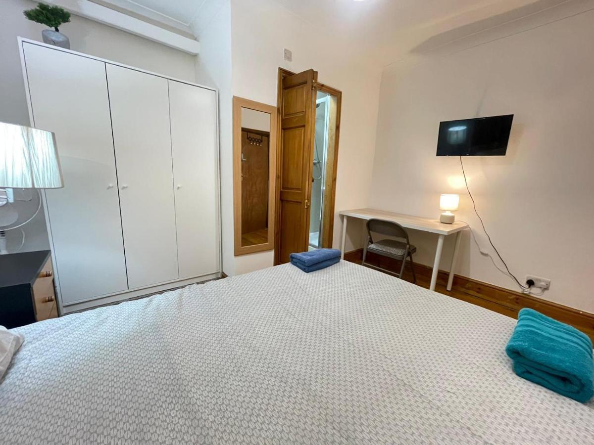 Homestay Lovely With En-suite In Stratford London