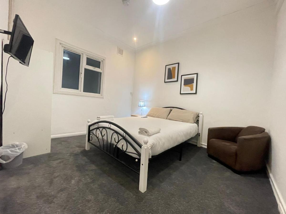 Private Double In Stratford Habitación en casa particular