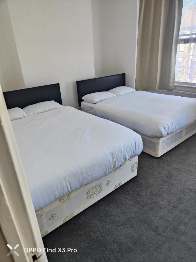 Apartment East 2 Bedroom London