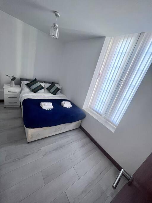 Apartamento Flat 7 Near Westfield Centre, 1 Bedroom, 1 Bathroom Flat