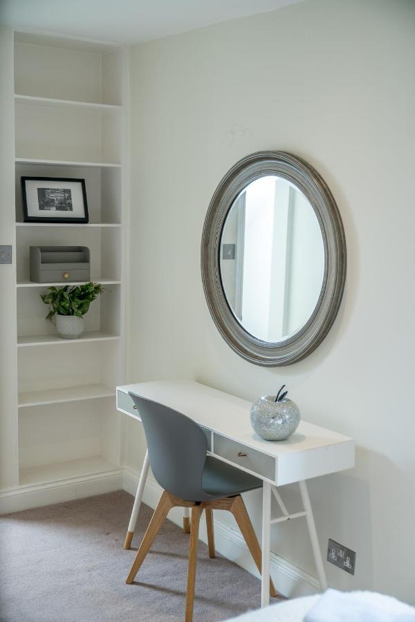 Luxury 2 Bedroom On Portobello Road Appartement Londen