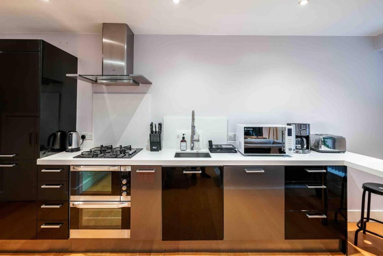 Stunning 3-bed House In Vakantiehuis *