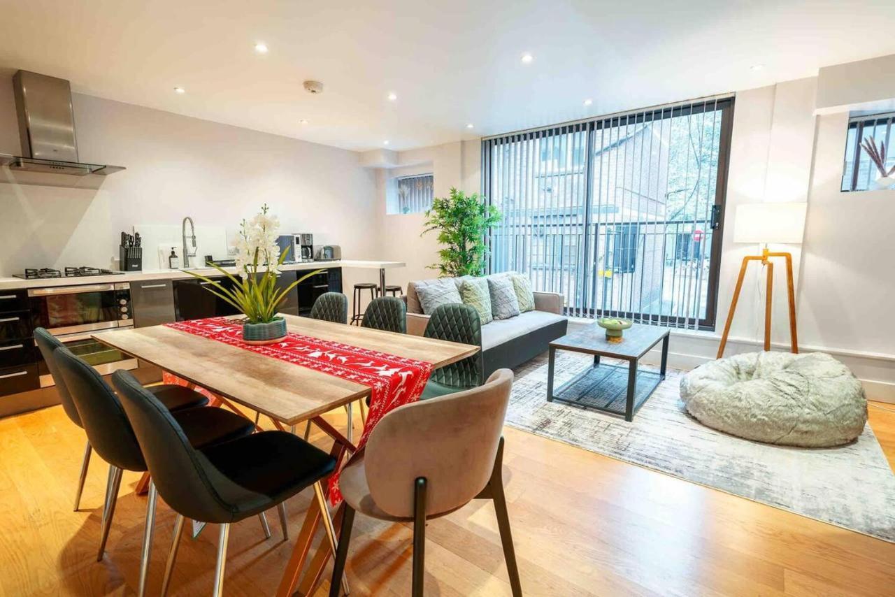 Vakantiehuis Stunning 3-bed House In