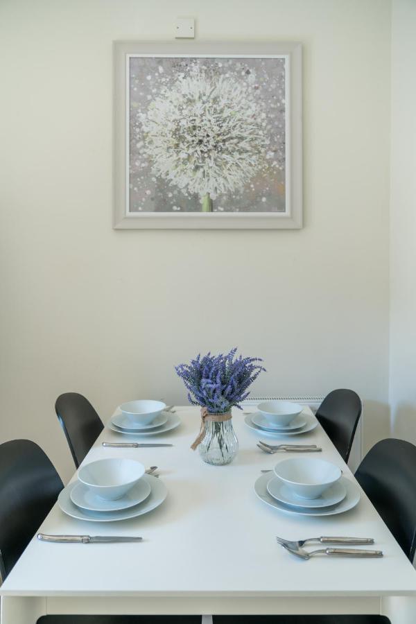 Luxury 2 Bedroom On Portobello Road * Londen