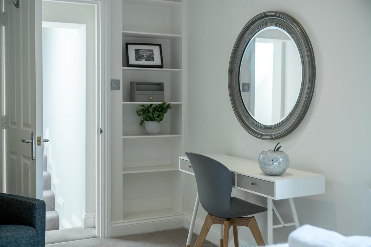 Luxury 2 Bedroom On Portobello Road Appartement Londen