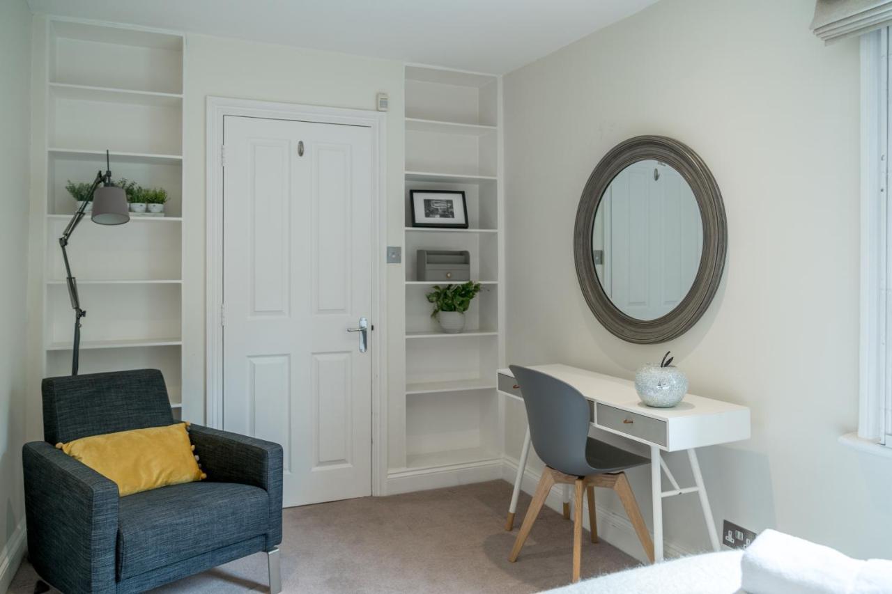 Luxury 2 Bedroom On Portobello Road * Londen
