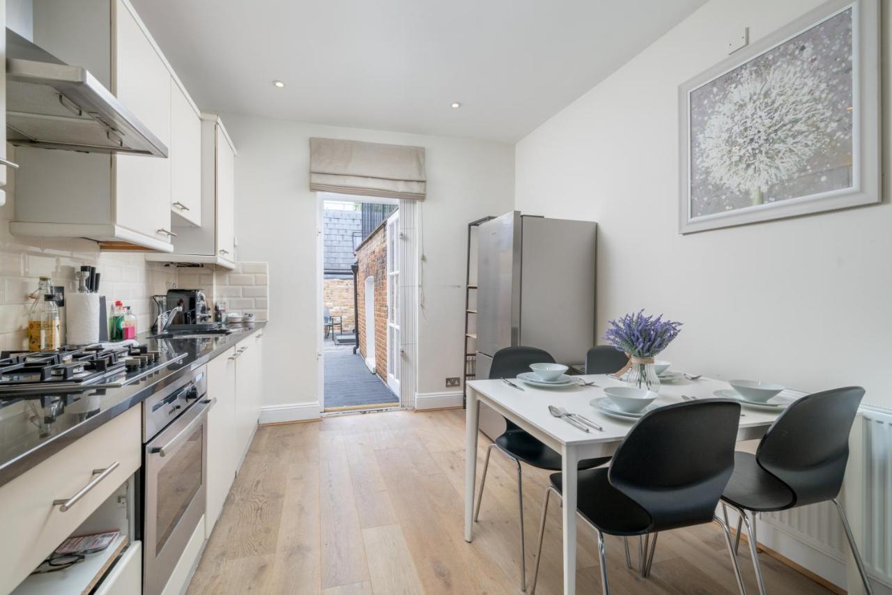 Luxury 2 Bedroom On Portobello Road Londen