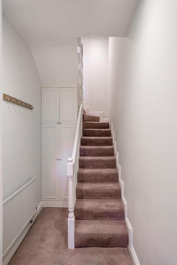 Luxury 2 Bedroom On Portobello Road Londen