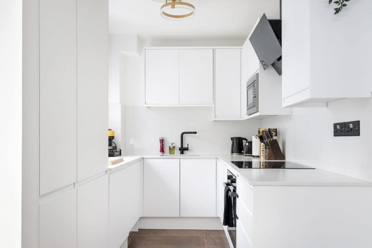 Apartment First Class Living Experience Luxury In Harley St *