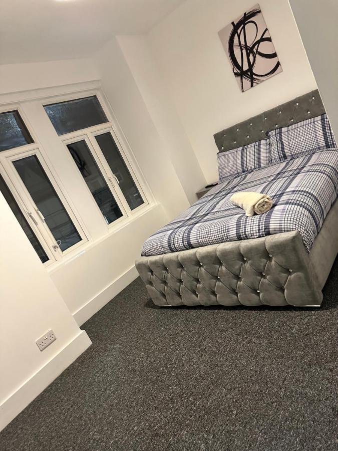 3 Bedroom House With Garden In Tottenham Vakantiehuis Londen