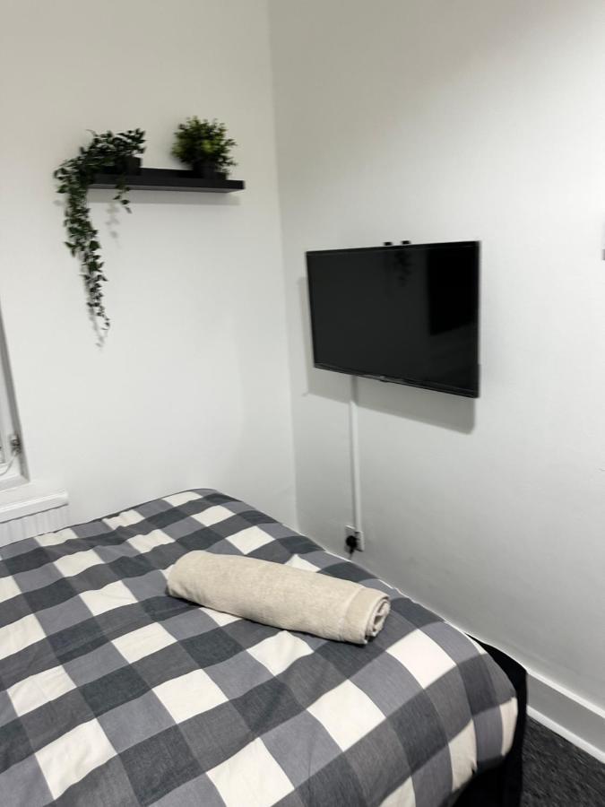 Vakantiehuis 3 Bedroom House With Garden In Tottenham Londen