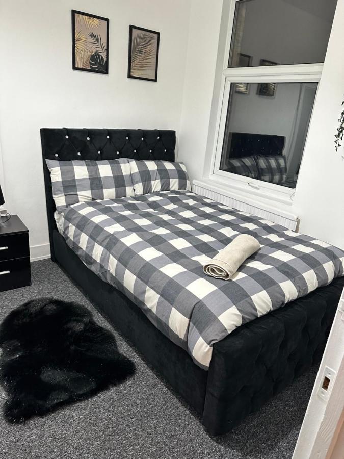 Vakantiehuis 3 Bedroom House With Garden In Tottenham Londen