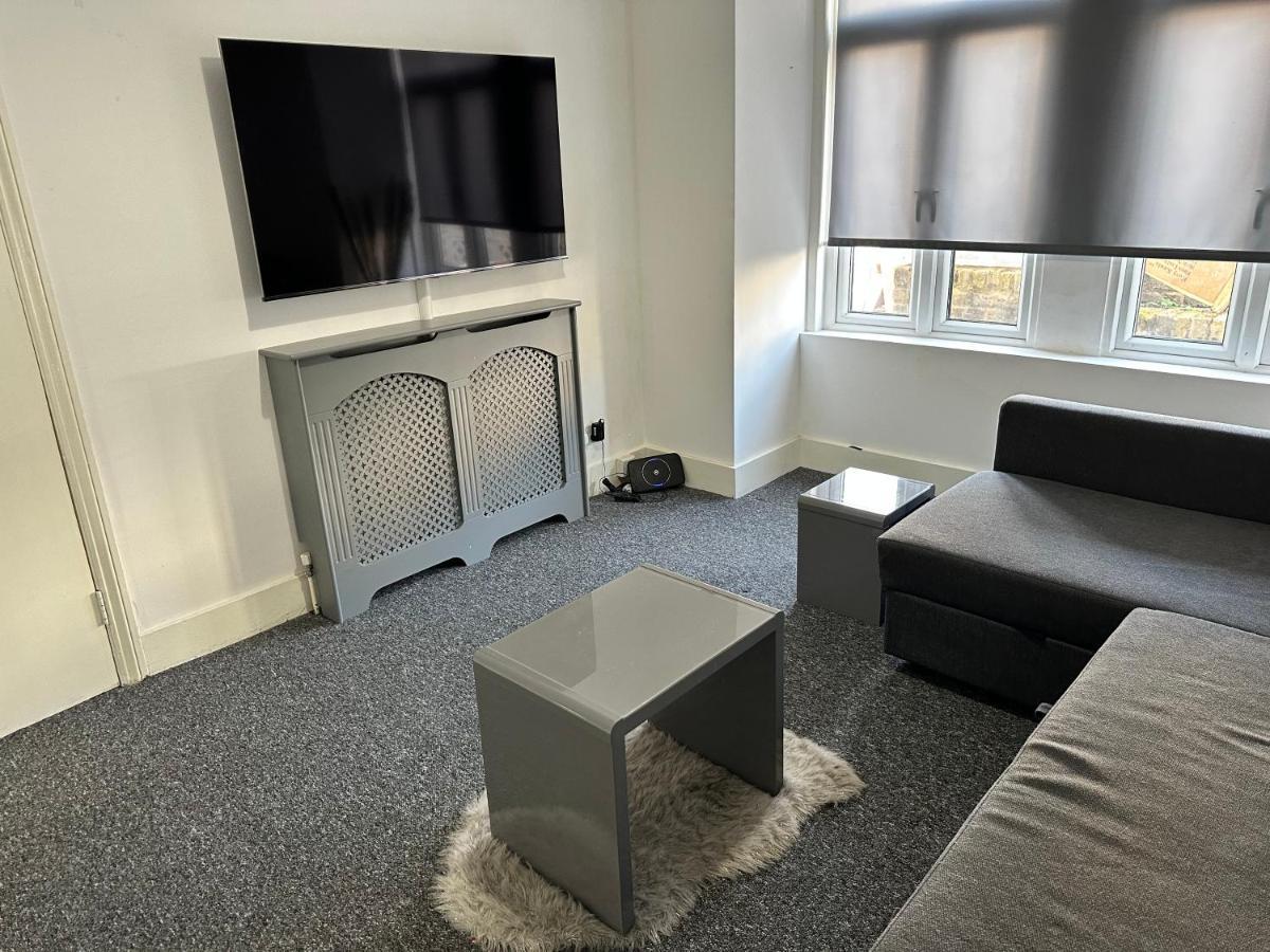 3 Bedroom House With Garden In Tottenham Vakantiehuis *