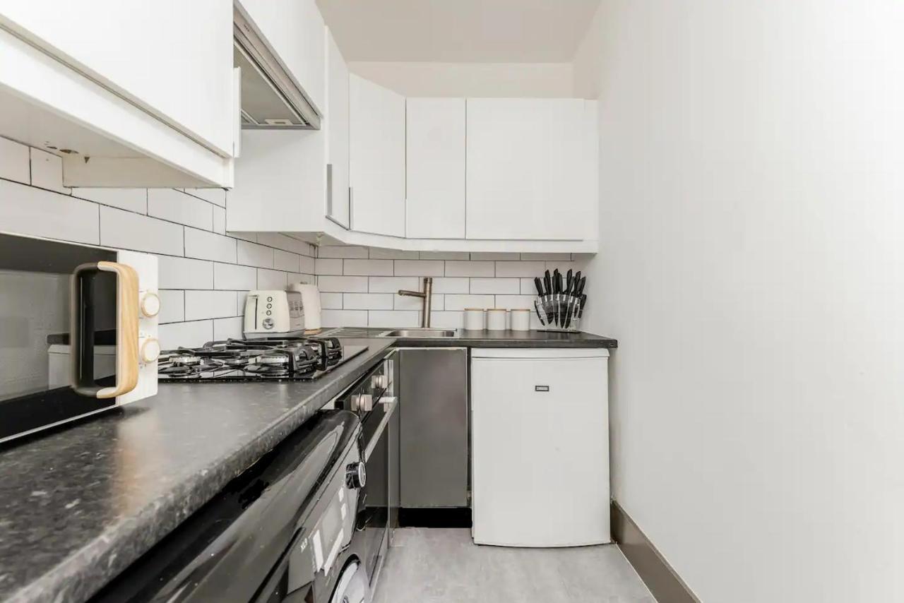The Balham Flat *
