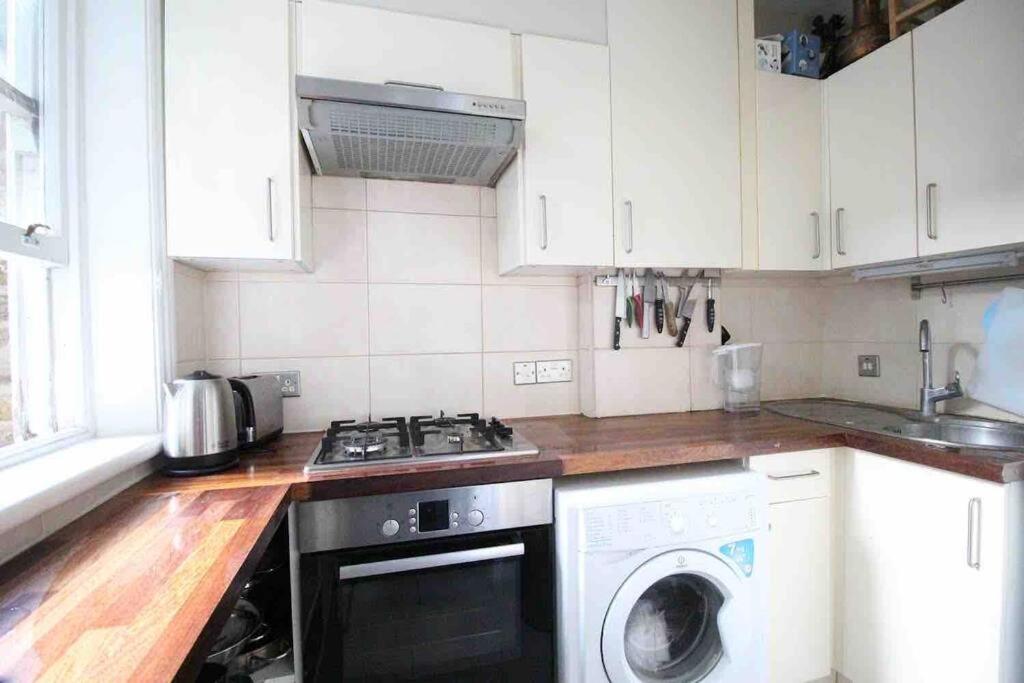 Wonderful In Earl's Court * London