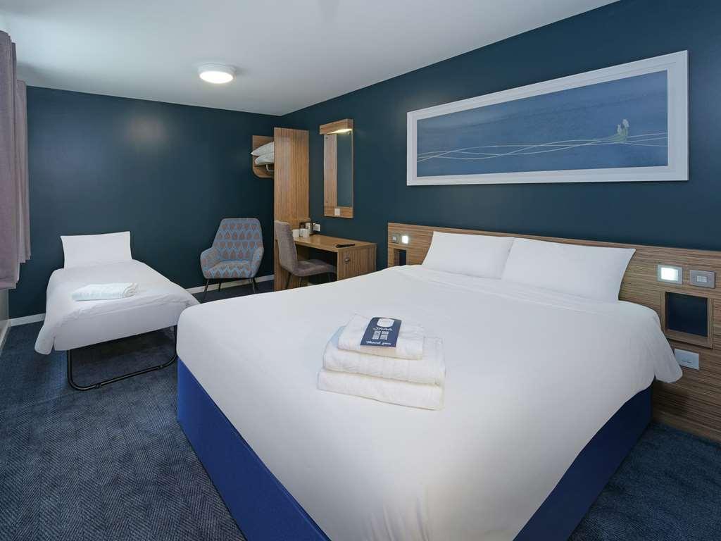 Travelodge Tower Bridge 3* London