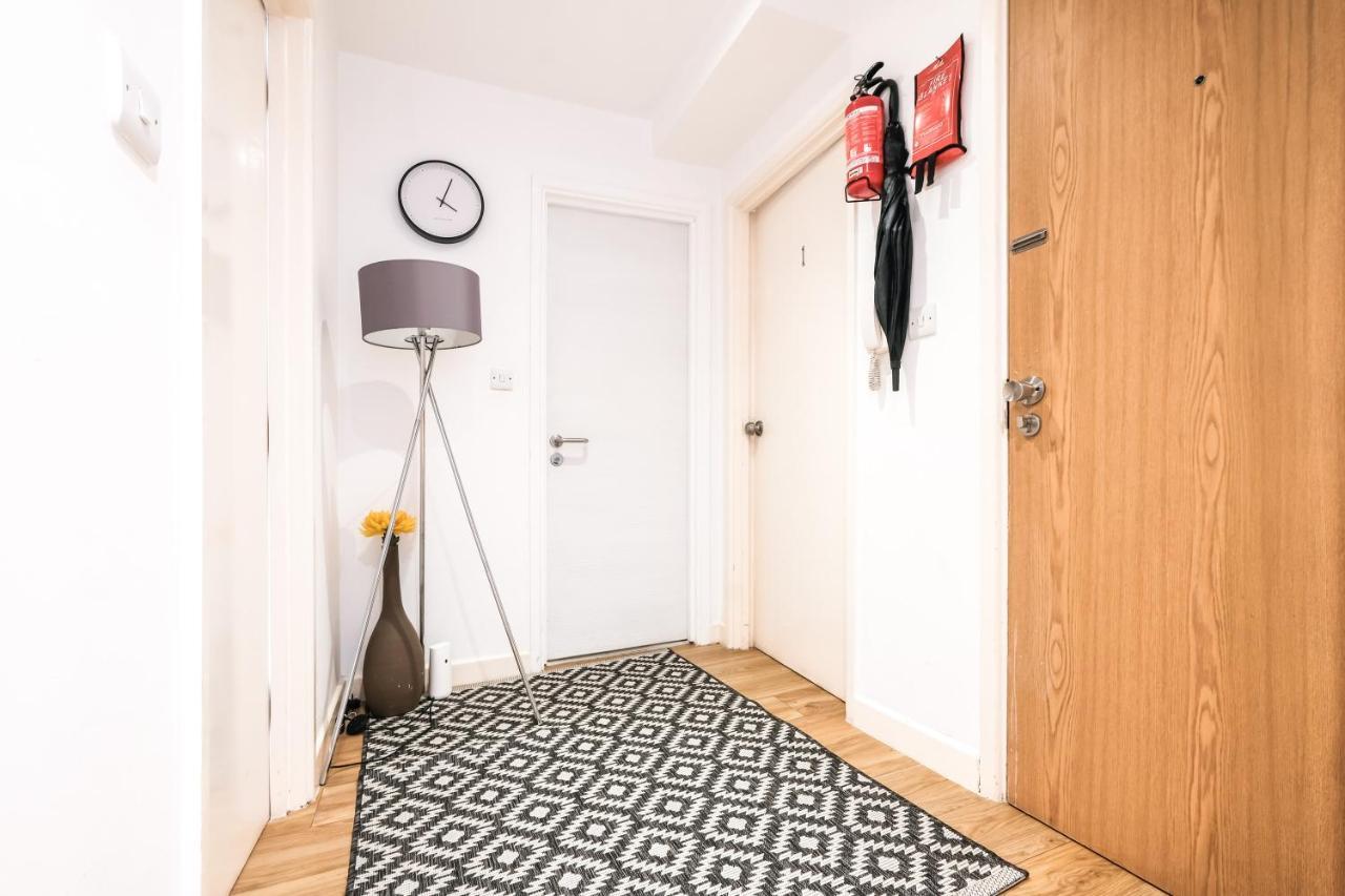 Apartment Grandeur 3 Bedroom Flat In London, Mayfair Hy3
